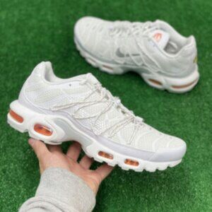 Nike Air Max Plus Utility Low Mens Sportswear Shoes White FJ4232-100 VNDS Sz 9.5